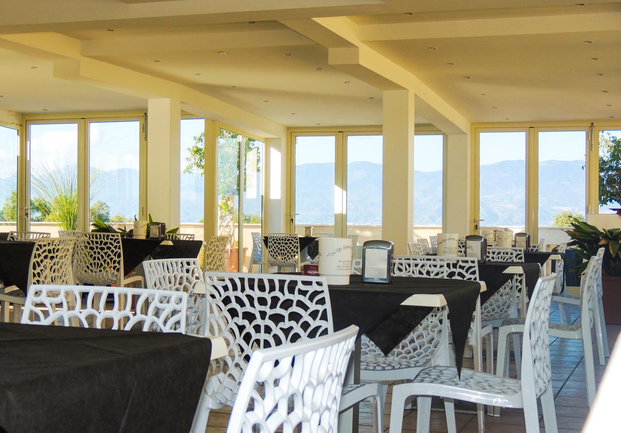 Hotel Lungomare Reggio di Calabria Exterior foto
